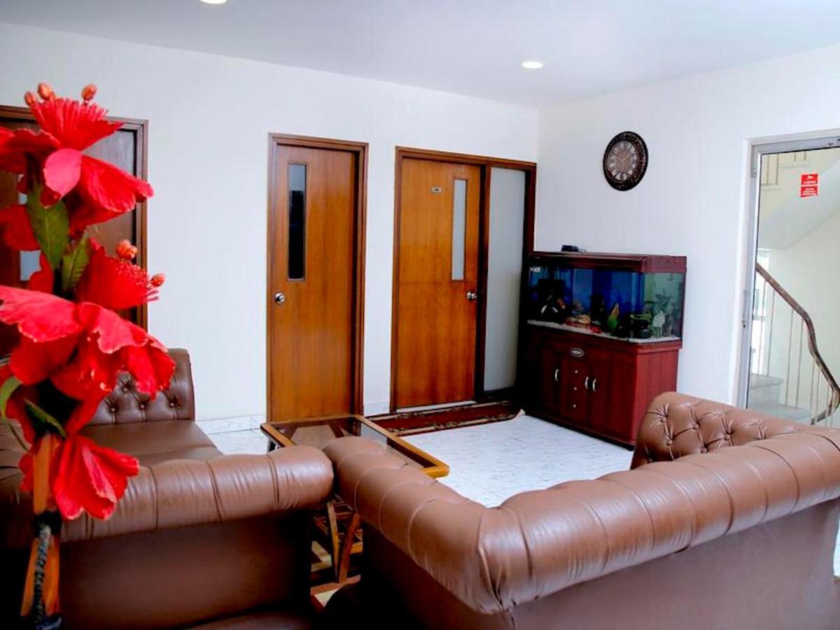 Maplewood Guest House, Neeti Bagh, New Delhiit Is A Boutiqu Guest House - Room 5 Exteriör bild