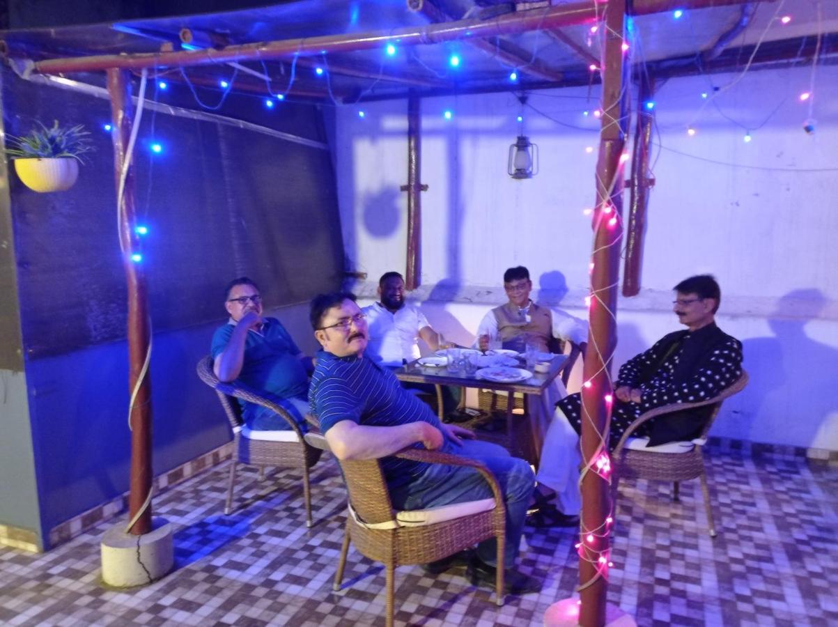 Maplewood Guest House, Neeti Bagh, New Delhiit Is A Boutiqu Guest House - Room 5 Exteriör bild