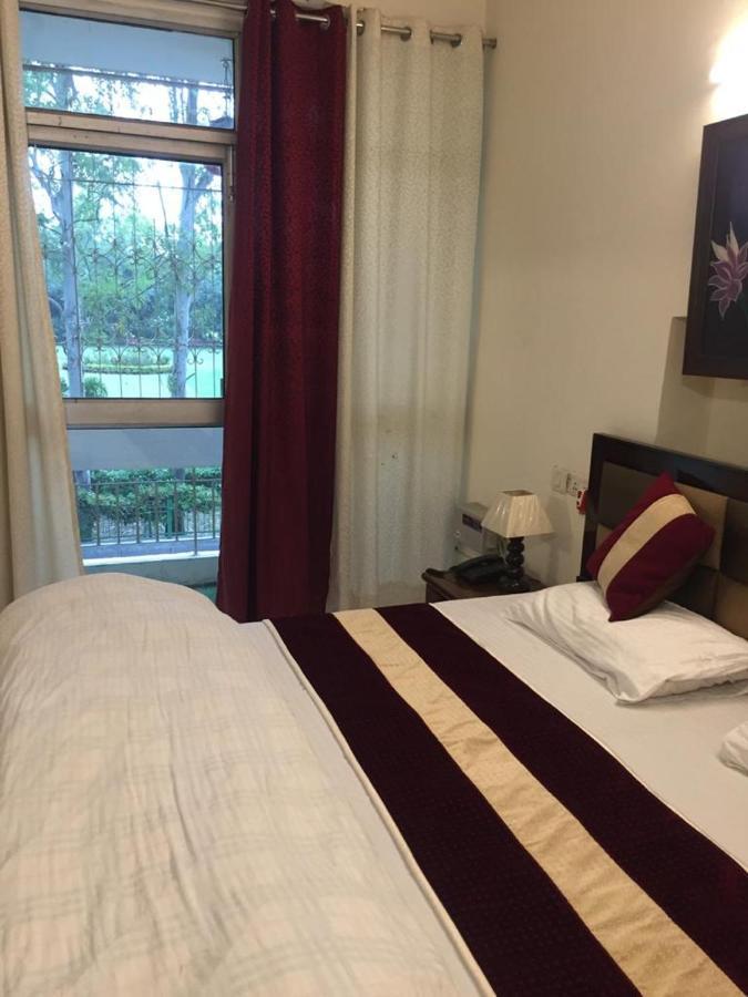 Maplewood Guest House, Neeti Bagh, New Delhiit Is A Boutiqu Guest House - Room 5 Exteriör bild