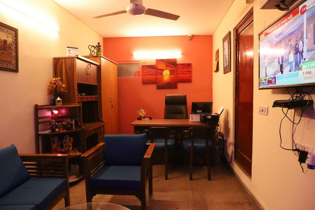 Maplewood Guest House, Neeti Bagh, New Delhiit Is A Boutiqu Guest House - Room 5 Exteriör bild