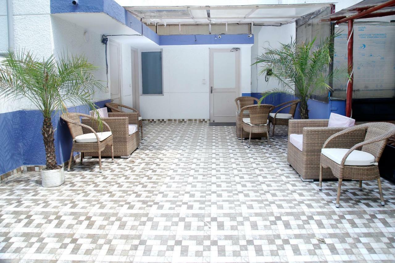 Maplewood Guest House, Neeti Bagh, New Delhiit Is A Boutiqu Guest House - Room 5 Exteriör bild
