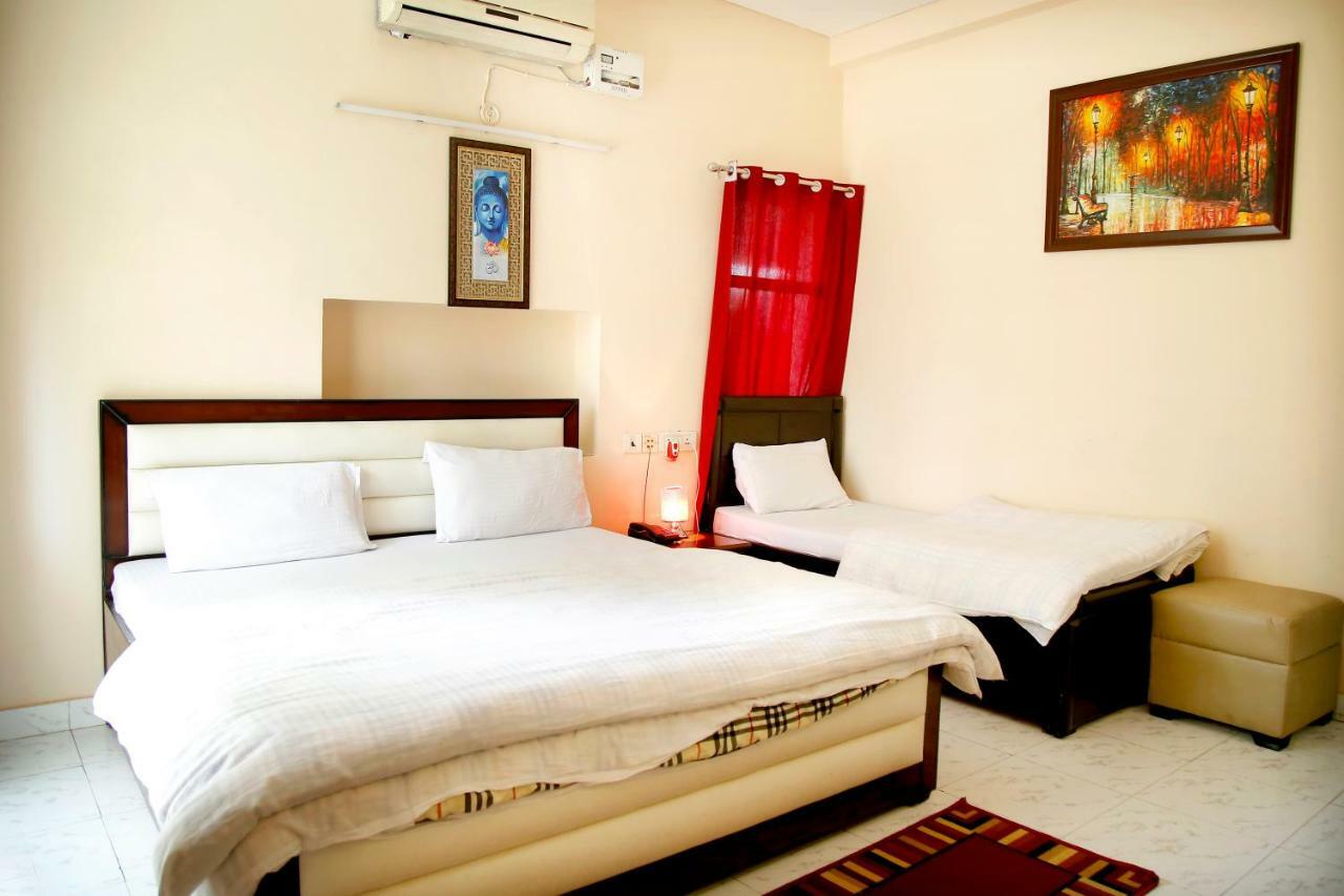 Maplewood Guest House, Neeti Bagh, New Delhiit Is A Boutiqu Guest House - Room 5 Exteriör bild