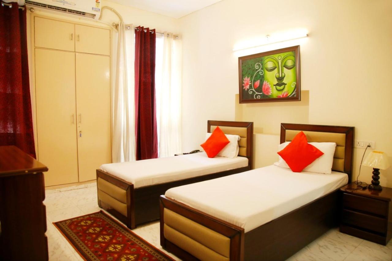 Maplewood Guest House, Neeti Bagh, New Delhiit Is A Boutiqu Guest House - Room 5 Exteriör bild