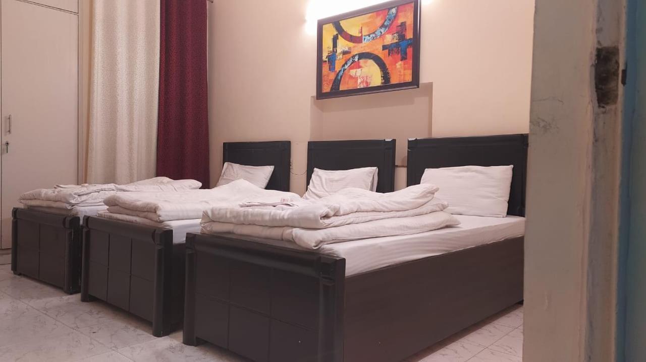 Maplewood Guest House, Neeti Bagh, New Delhiit Is A Boutiqu Guest House - Room 5 Exteriör bild
